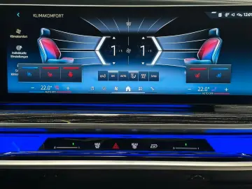 BMW i7 xD e60 M Sport PanoSky FOND TV 21Z AutomTüren
