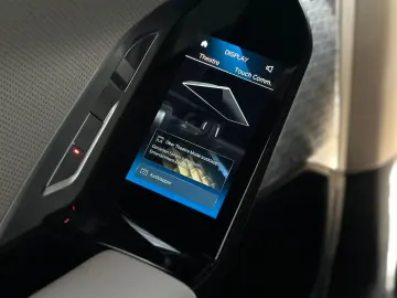 BMW i7 xD e60 M Sport PanoSky FOND TV 21Z AutomTüren