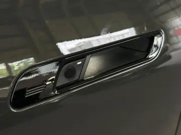 BMW i7 xD e60 M Sport PanoSky FOND TV 21Z AutomTüren