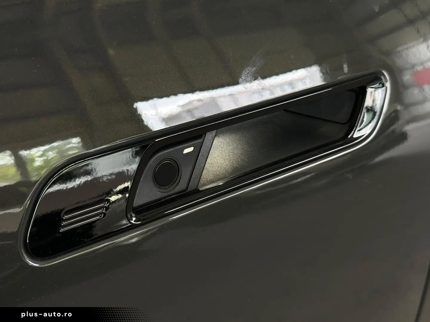 BMW i7 xD e60 M Sport PanoSky FOND TV 21Z AutomTüren