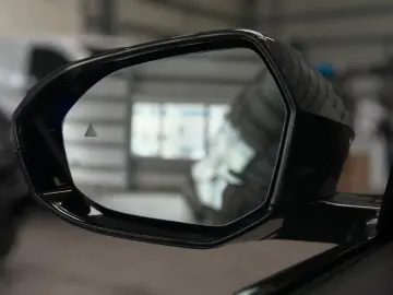 BMW i7 xD e60 M Sport PanoSky FOND TV 21Z AutomTüren