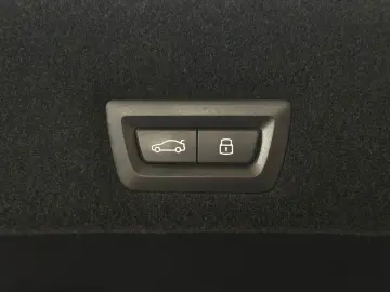 BMW i7 xD e60 M Sport PanoSky FOND TV 21Z AutomTüren