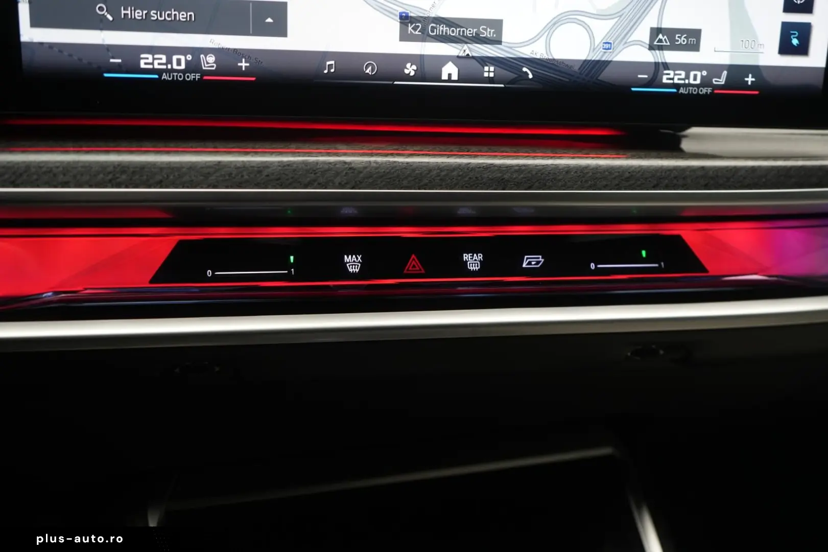 BMW i7 M70 xDrive TheatreScreen Sky Lounge HUD B&W L