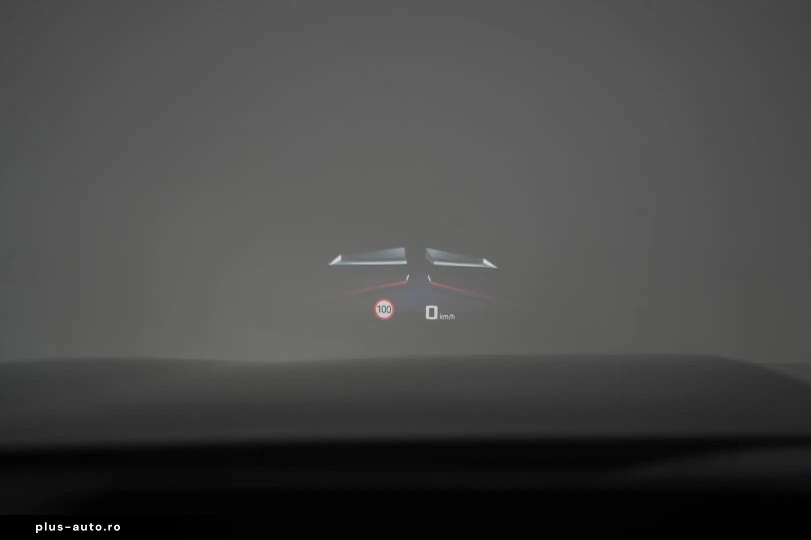 BMW i7 M70 xDrive TheatreScreen Sky Lounge HUD B&W L