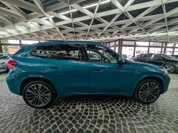 BMW X1 20i M Sport Shadow H&K AHK PANO HUD 360  20