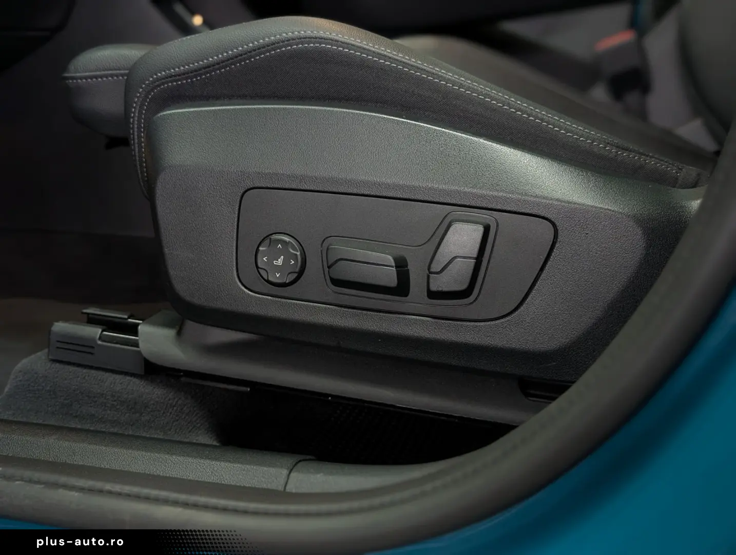 BMW X1 20i M Sport Shadow H&K AHK PANO HUD 360  20