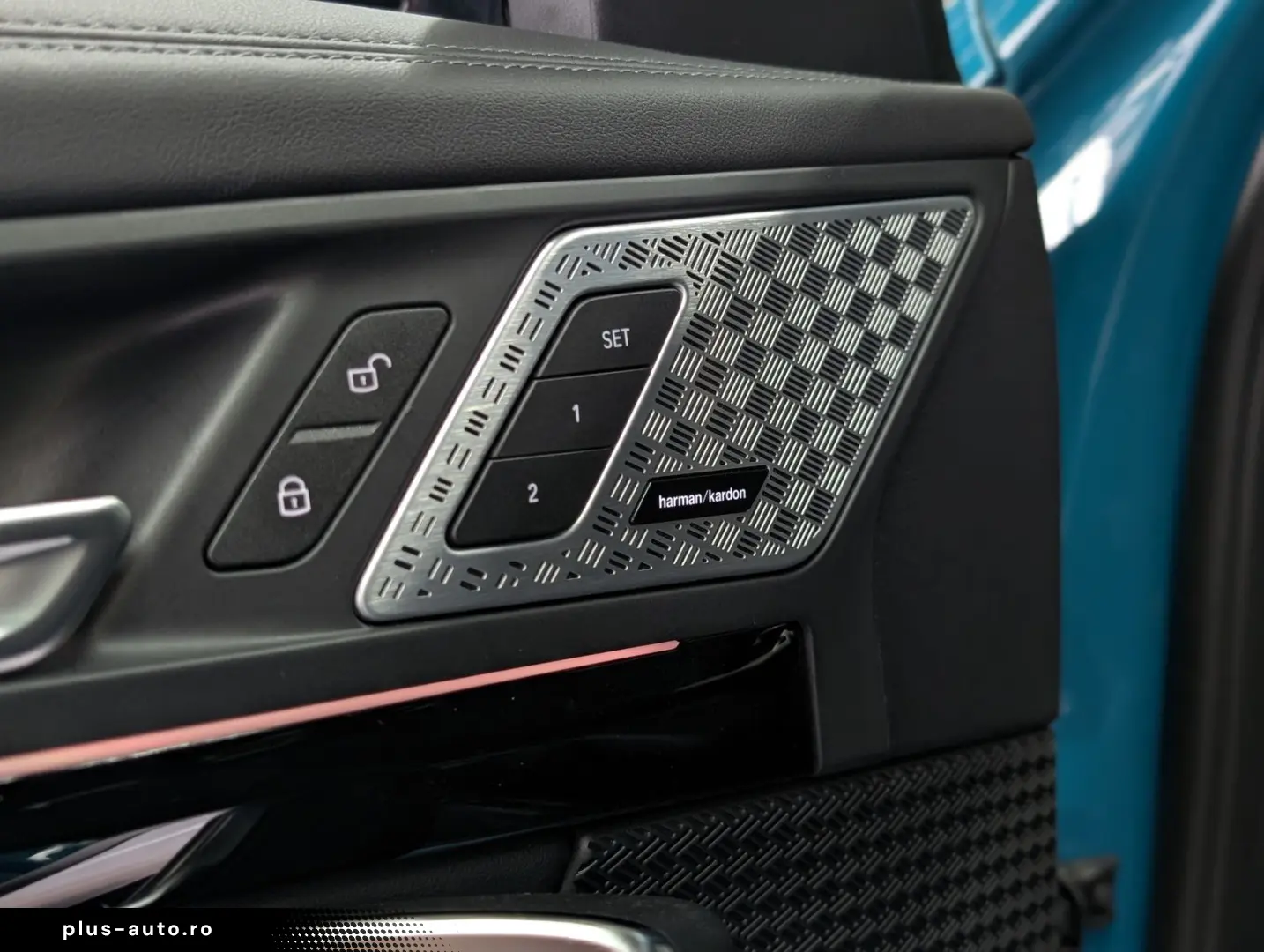 BMW X1 20i M Sport Shadow H&K AHK PANO HUD 360  20
