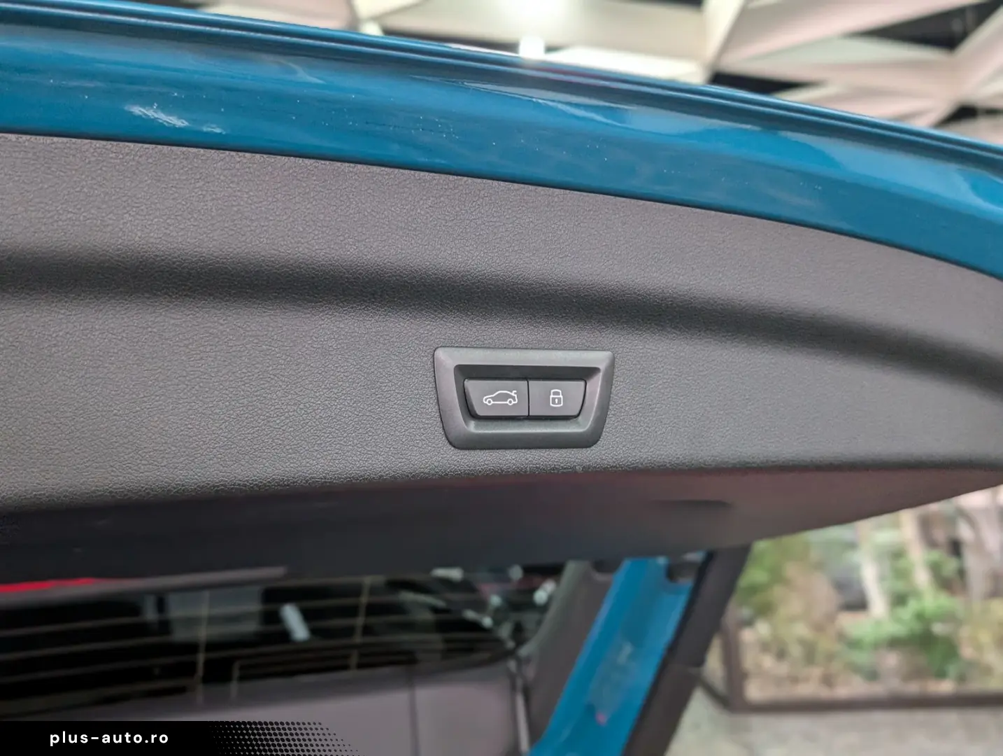 BMW X1 20i M Sport Shadow H&K AHK PANO HUD 360  20