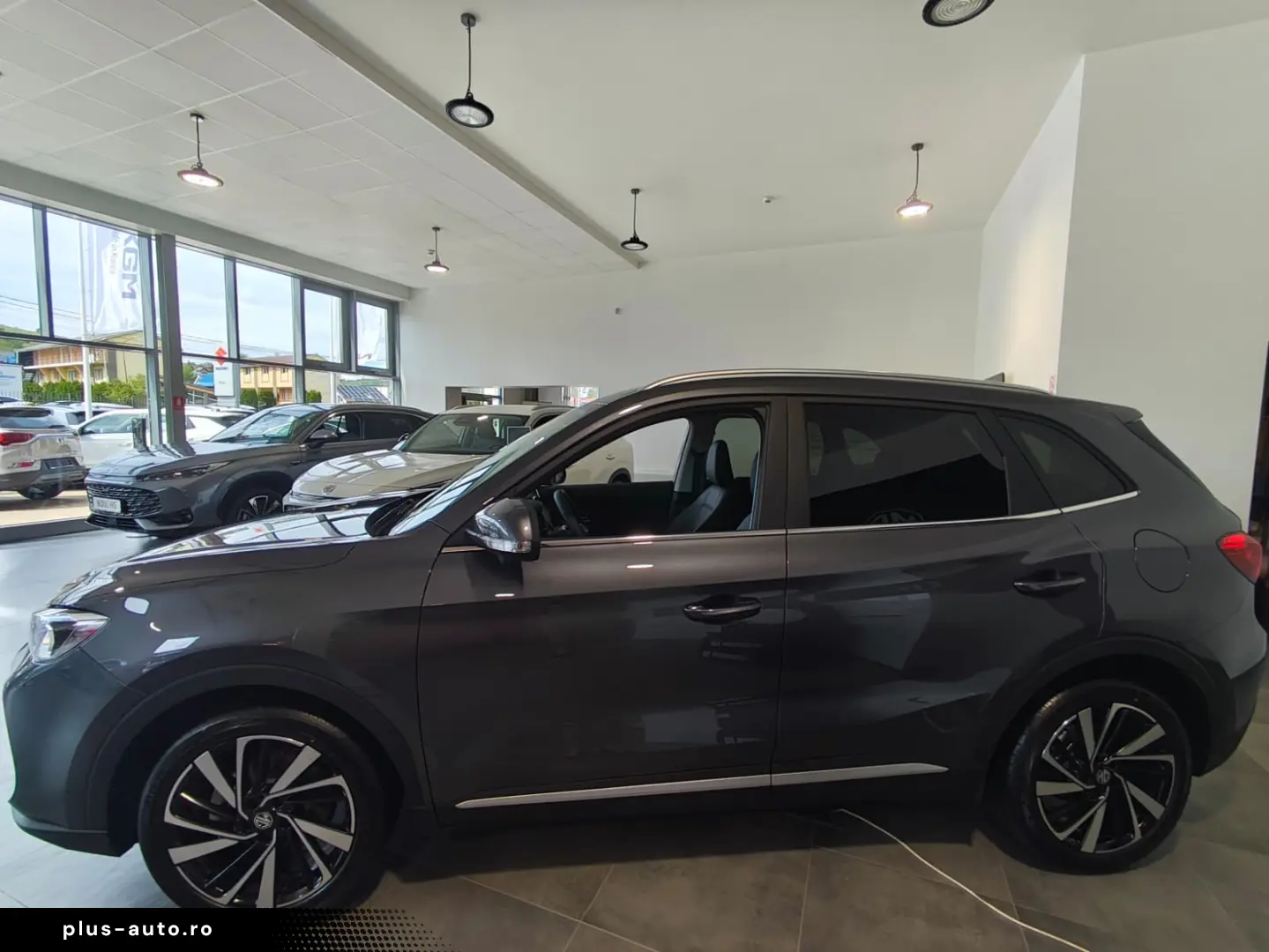 MG ZS HEV 5 usi Exclusive  1.5L GSL HEV 197 CP AT