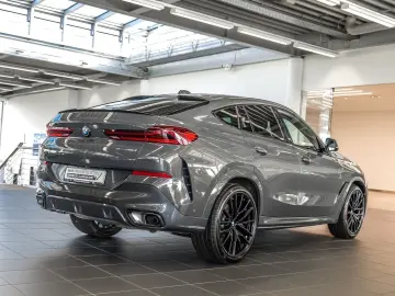 BMW X6 xDrive30d M Sport HUD PANO ACC AHK RFK NAVI L