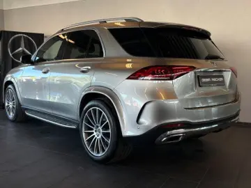 MERCEDES-BENZ GLE 400 d 4M AMG Line AHK Distr. 360  AIRMATIC