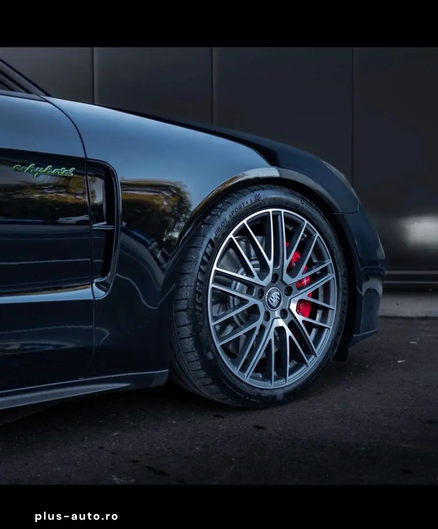 PORSCHE Panamera 4S E-Hybrid Sport Turismo S. Approved