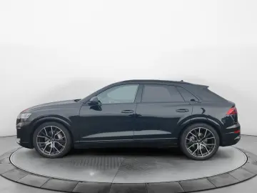 AUDI Q8 50 TDI q. Tiptr. S-Line Sport Plus  Allradlen