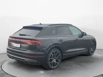 AUDI Q8 50 TDI q. Tiptr. S-Line Sport Plus  Allradlen