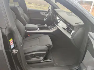 AUDI Q8 50 TDI q. Tiptr. S-Line Sport Plus  Allradlen