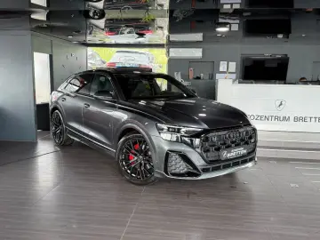 AUDI Q8 50 TDI Quattro Pano ACC 360  Black HuD Laser