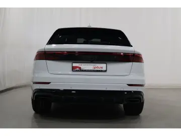 AUDI Q8 50 TDI quattro S-Line Matrix PDC R-Kamera