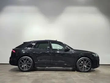 AUDI Q8 50 TDI S Line Black Pano Matrix Softc.Hud 22'