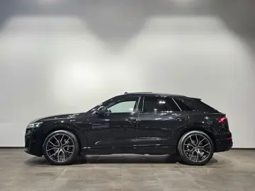 AUDI Q8 50 TDI S Line Black Pano Matrix Softc.Hud 22'