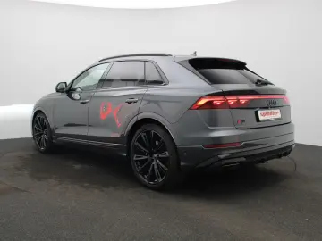 AUDI Q8 S-Line 55 TFSI quattro   Pano  Laser  Standh