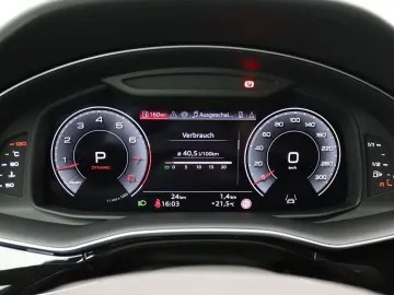AUDI Q8 S-Line 55 TFSI quattro   Pano  Laser  Standh