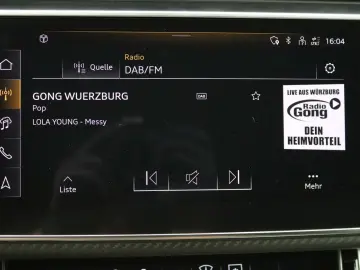 AUDI Q8 S-Line 55 TFSI quattro   Pano  Laser  Standh