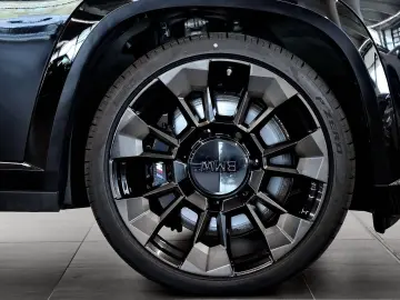 BMW XM Anhängerkupplung   Massagesitze