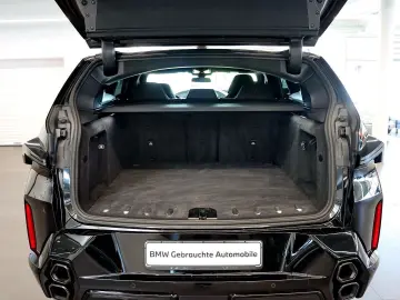 BMW XM Anhängerkupplung   Massagesitze