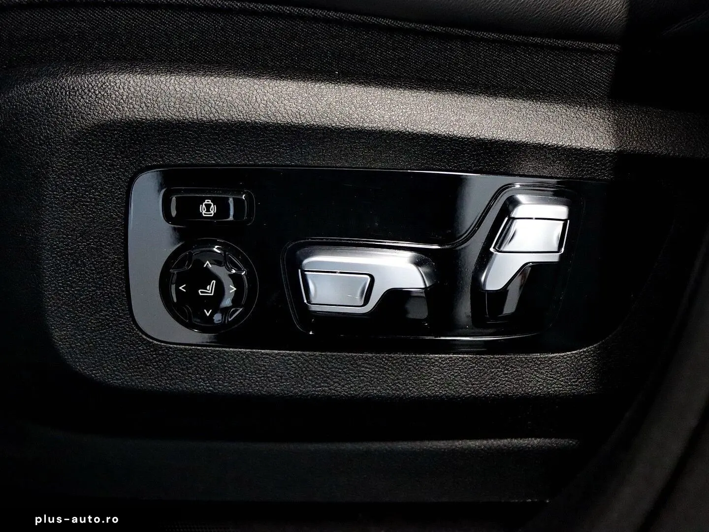 BMW XM Anhängerkupplung   Massagesitze