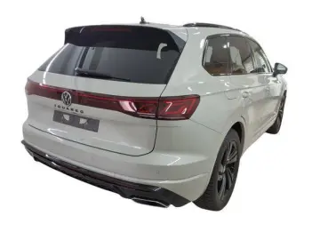VW Touareg R-Line 4Motion 3.0 TDI AHK PANO HuD LUFT