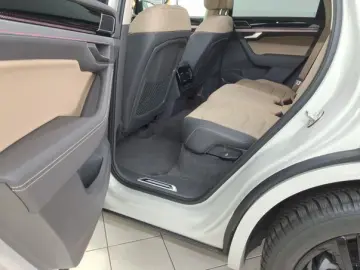 VW Touareg R-Line 4Motion 3.0 TDI AHK PANO HuD LUFT