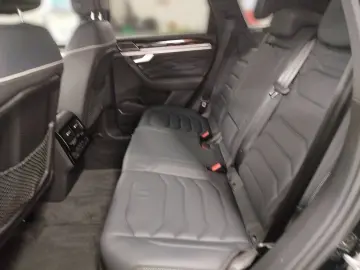 VW Touareg 3.0 V6 TSI 4M RLine Navi Leder Pano IQ