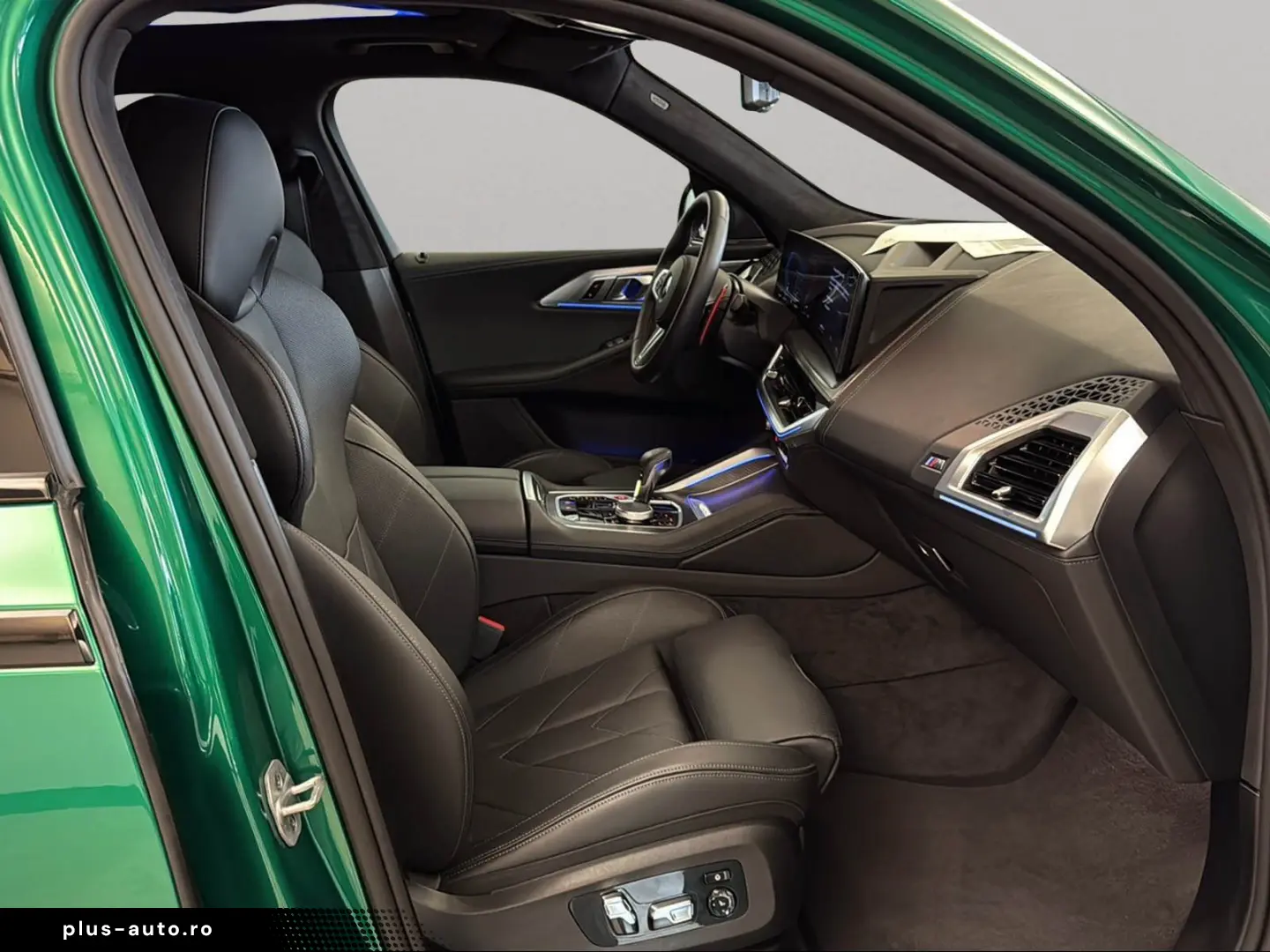 BMW XM 50e Massage AHK Driv.Assist. Winterräder inkl