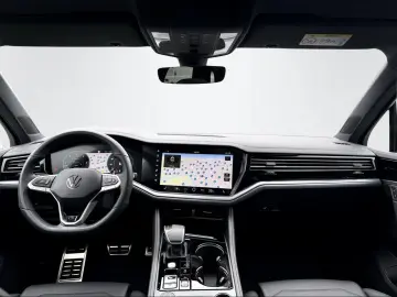 VW Touareg R LINE-4MOTION-KAME-PANO-MATRIX-VIRT-19'