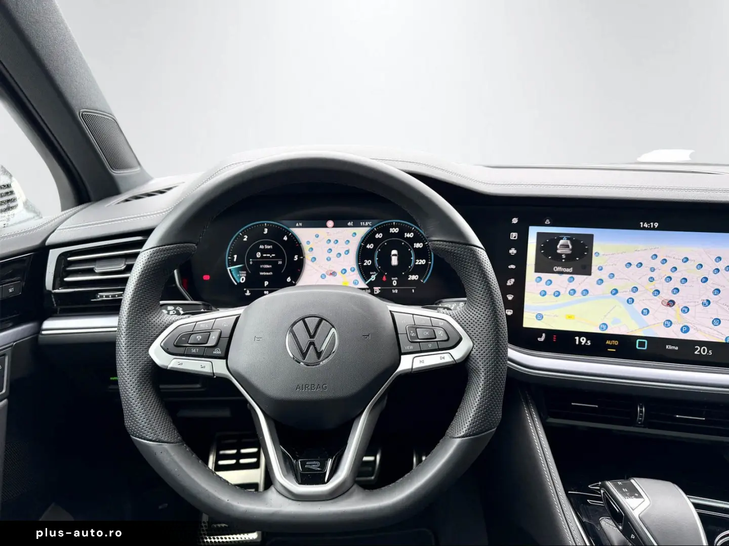 VW Touareg R LINE-4MOTION-KAME-PANO-MATRIX-VIRT-19'