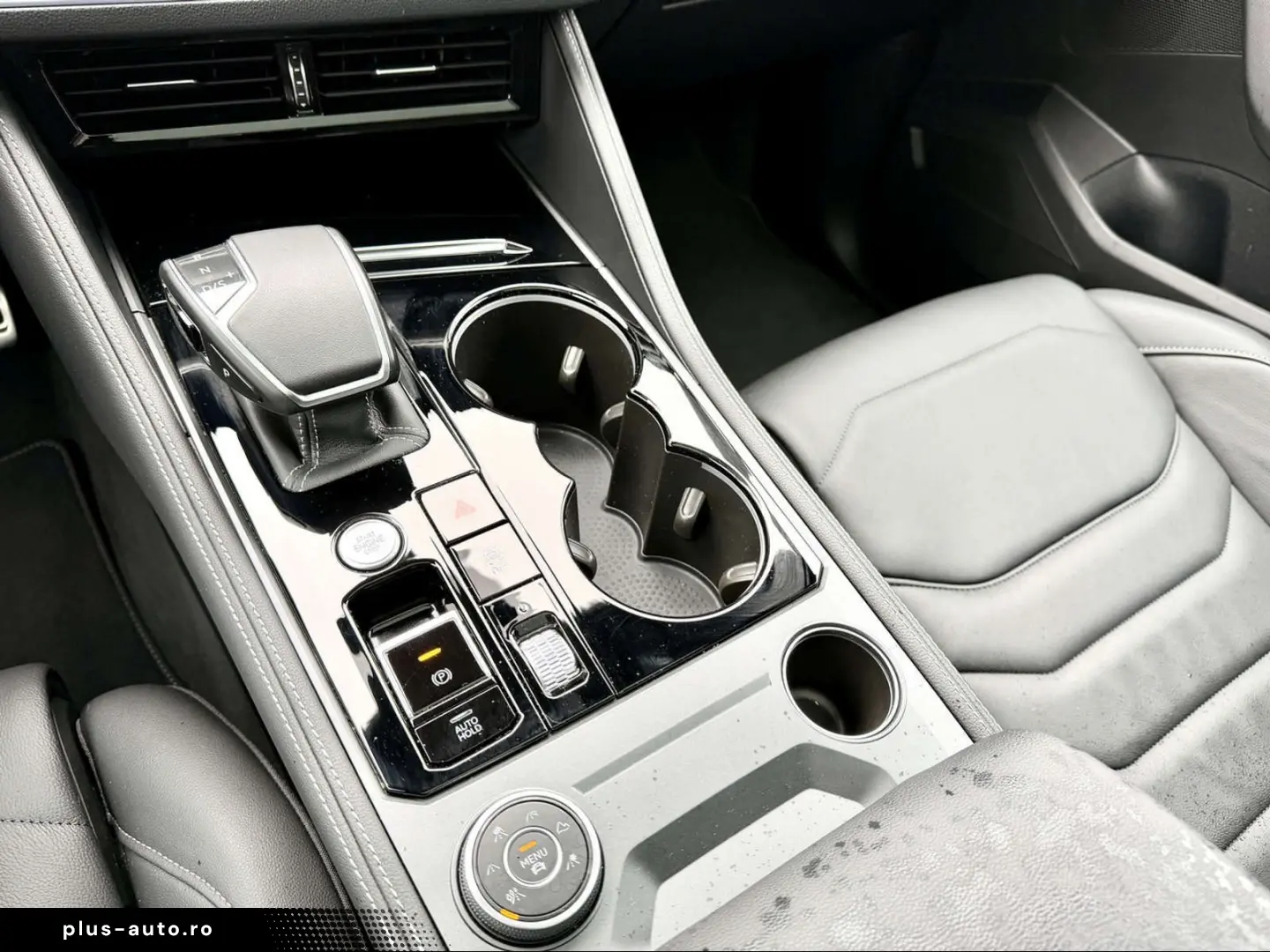 VW Touareg R LINE-4MOTION-KAME-PANO-MATRIX-VIRT-19'