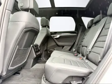 VW Touareg R LINE-4MOTION-KAME-PANO-MATRIX-VIRT-19'