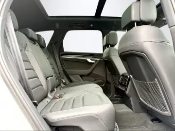 VW Touareg R LINE-4MOTION-KAME-PANO-MATRIX-VIRT-19'