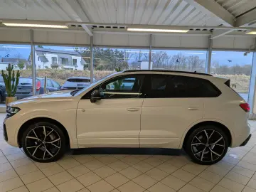 VW Touareg 3.0TDI 4M R-Line VOLL Black 22  UPE 114T