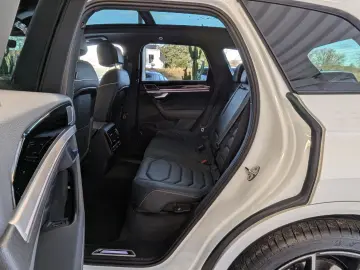 VW Touareg 3.0TDI 4M R-Line VOLL Black 22  UPE 114T