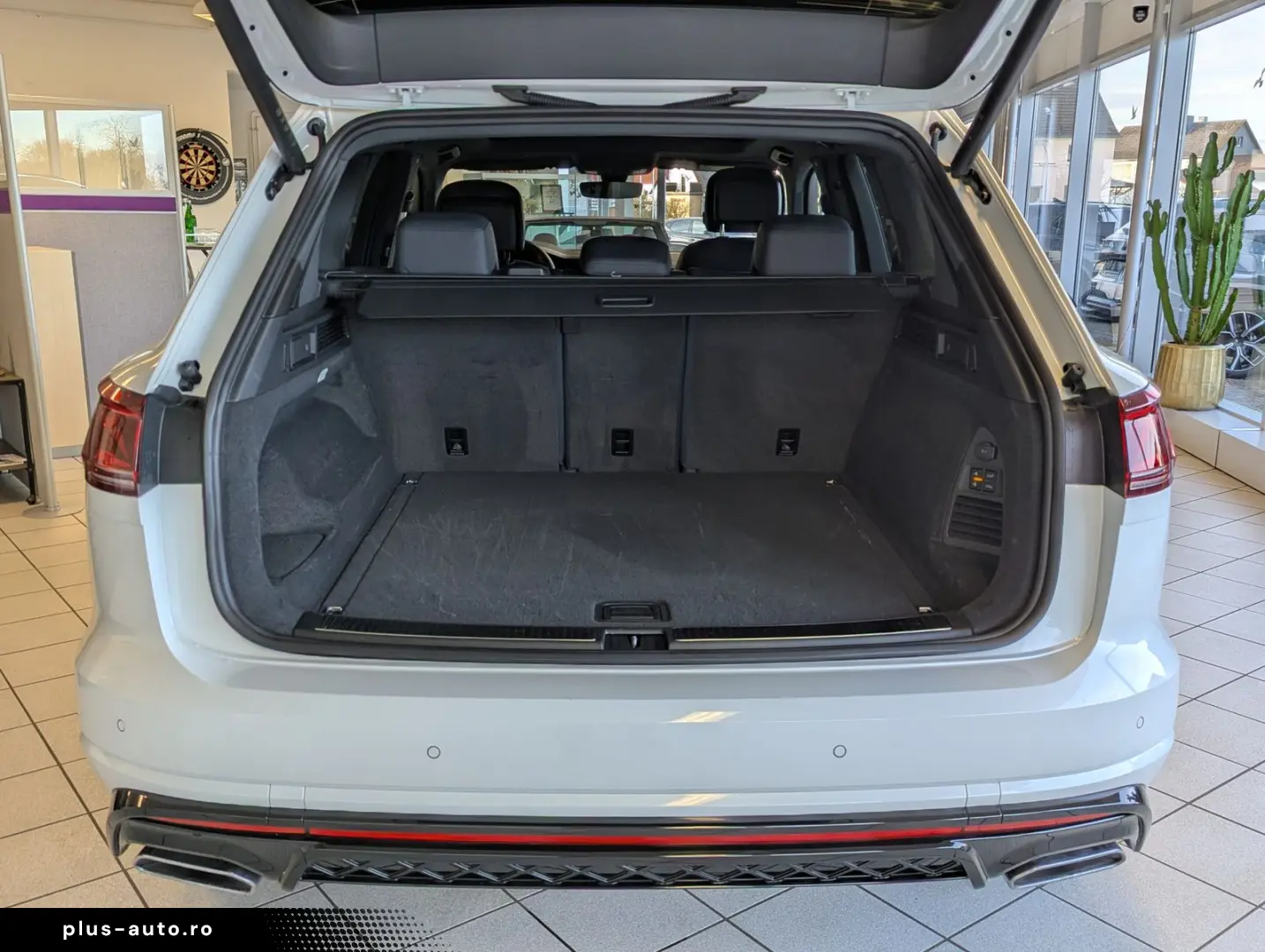 VW Touareg 3.0TDI 4M R-Line VOLL Black 22  UPE 114T