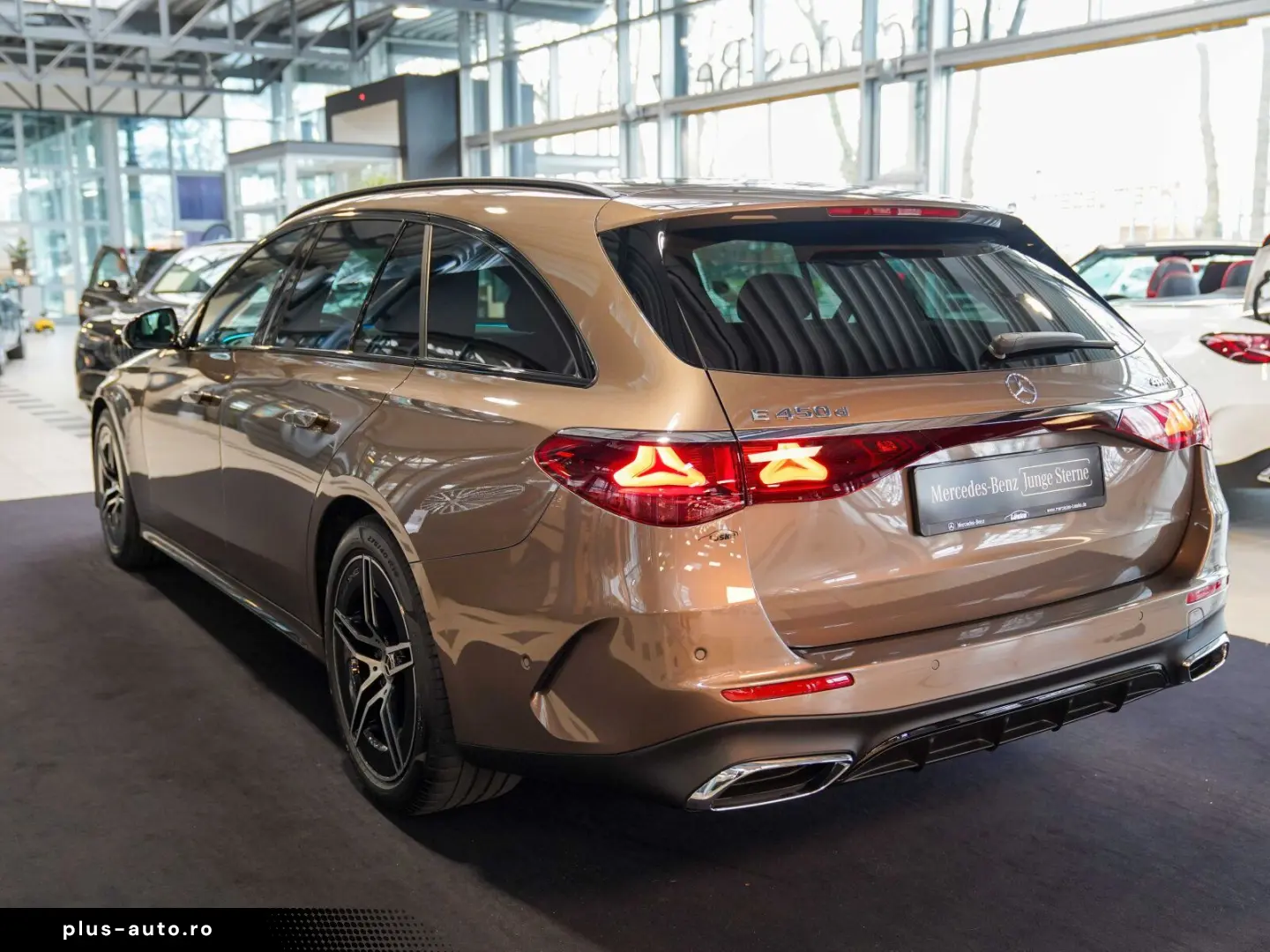 MERCEDES-BENZ E 450 d T 4M AMG Line Night Superscree&hellip;