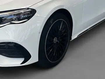 MERCEDES-BENZ E 300 de 4M AMG Prem.  20'' &hellip;