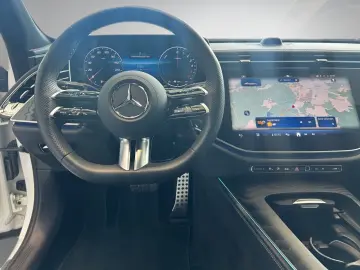 MERCEDES-BENZ E 300 de 4M AMG Prem.  20'' &hellip;