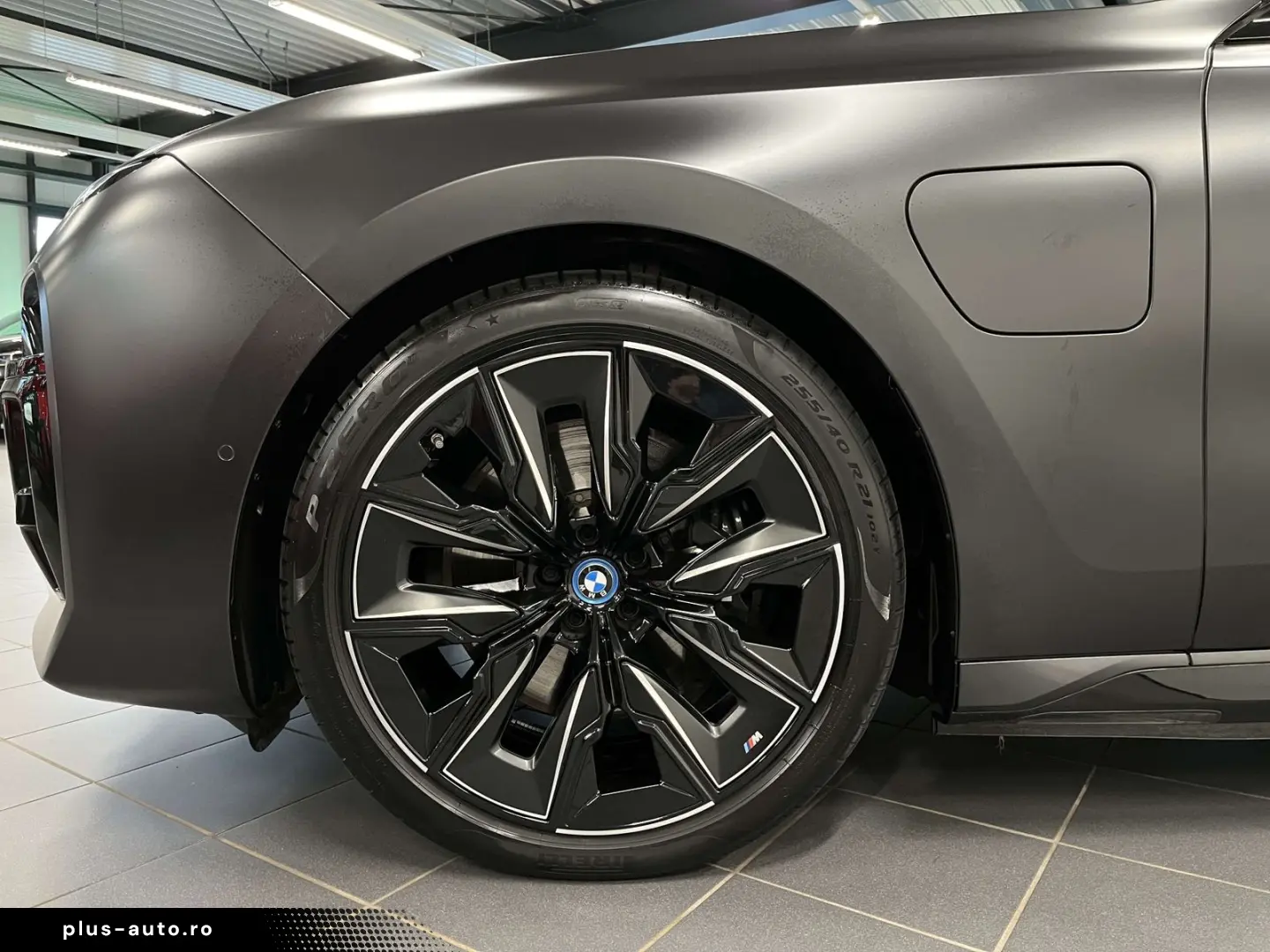 BMW 750e xDrive M Sport Pro TV HUD PANO ACC 360 KAM