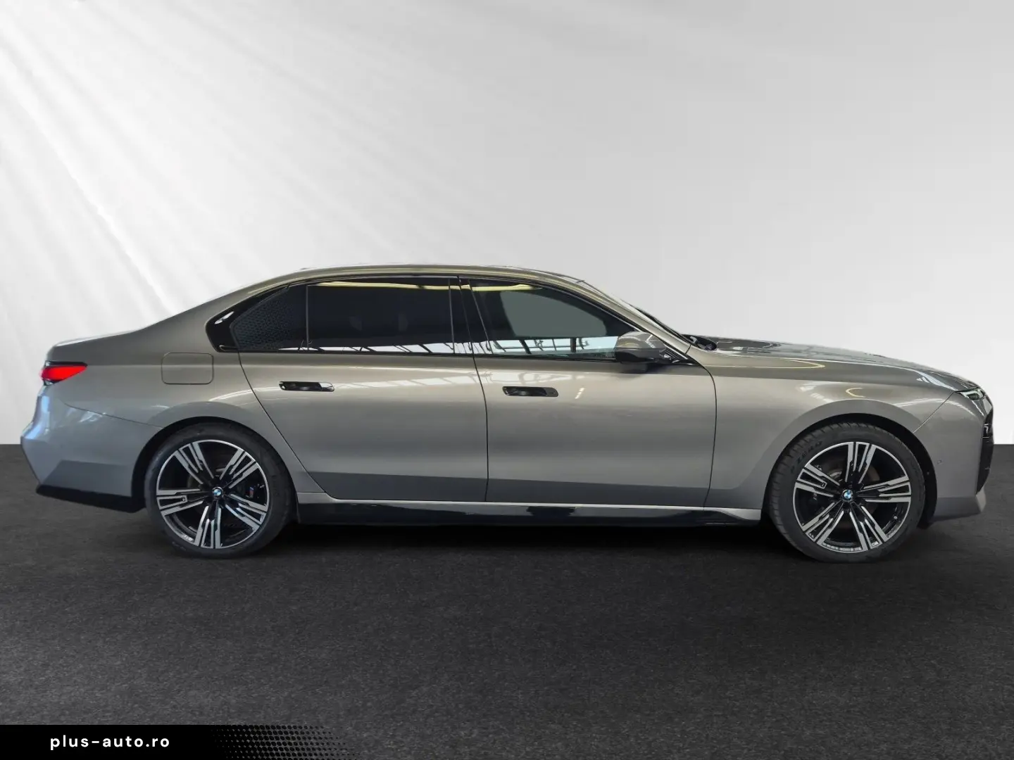 BMW 750e xDrive  1 99%  M Sport Pro DA-Prof. Head-Up