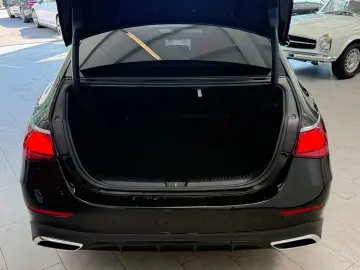 MERCEDES-BENZ E 220 d AMG BURMESTER PANO SERVO SUPER&hellip;