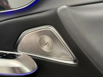 MERCEDES-BENZ E 220 d AMG BURMESTER PANO SERVO SUPER&hellip;