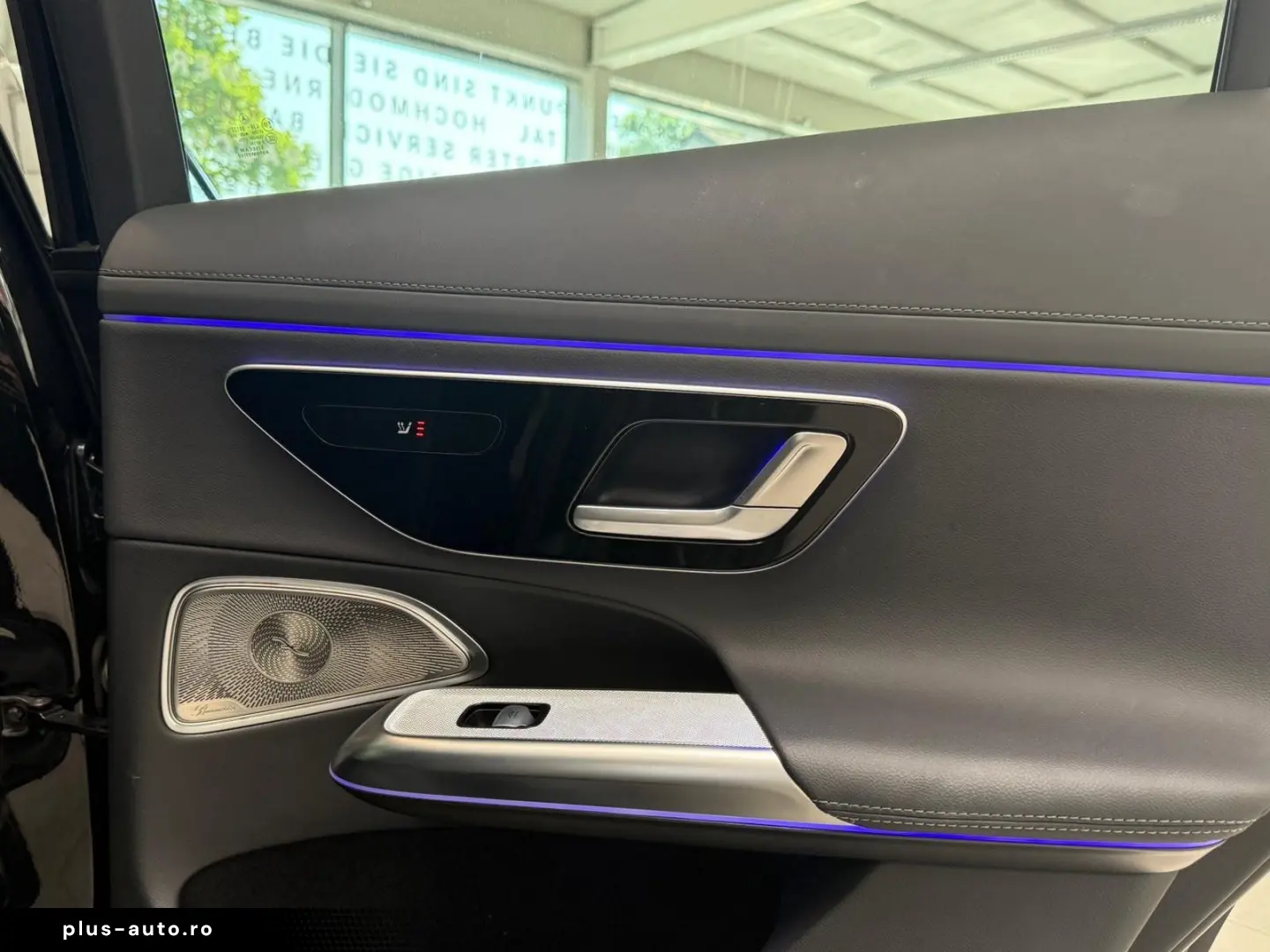 MERCEDES-BENZ E 220 d AMG BURMESTER PANO SERVO SUPER&hellip;