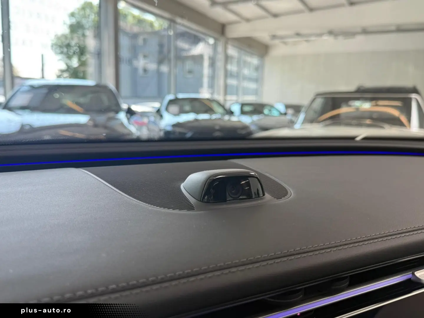 MERCEDES-BENZ E 220 d AMG BURMESTER PANO SERVO SUPER&hellip;